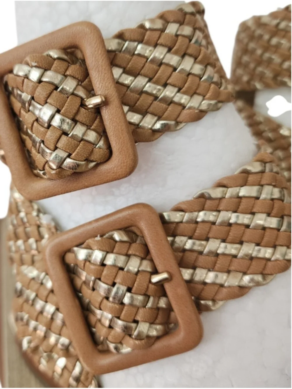 Donald J Pliner Gold Tan Woven Leather Gladiator Sandals Size 6M